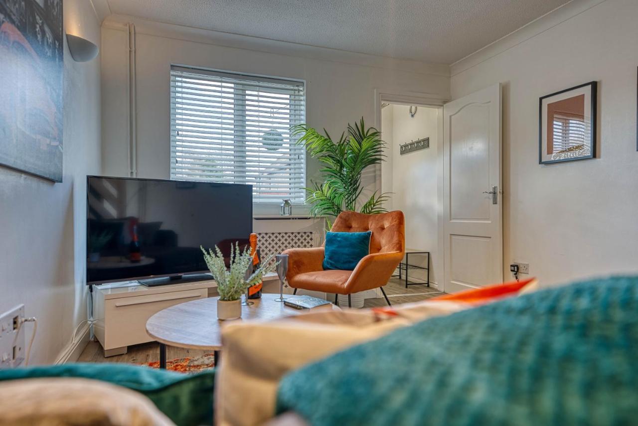 Capri 13 Sa: Contemporary Stay Near Loughborough University Exterior photo